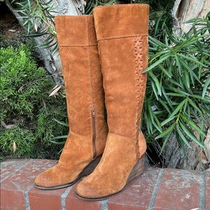 Lucky Brand Rust/Brown Suede Boots with Heel size 6M/36‎